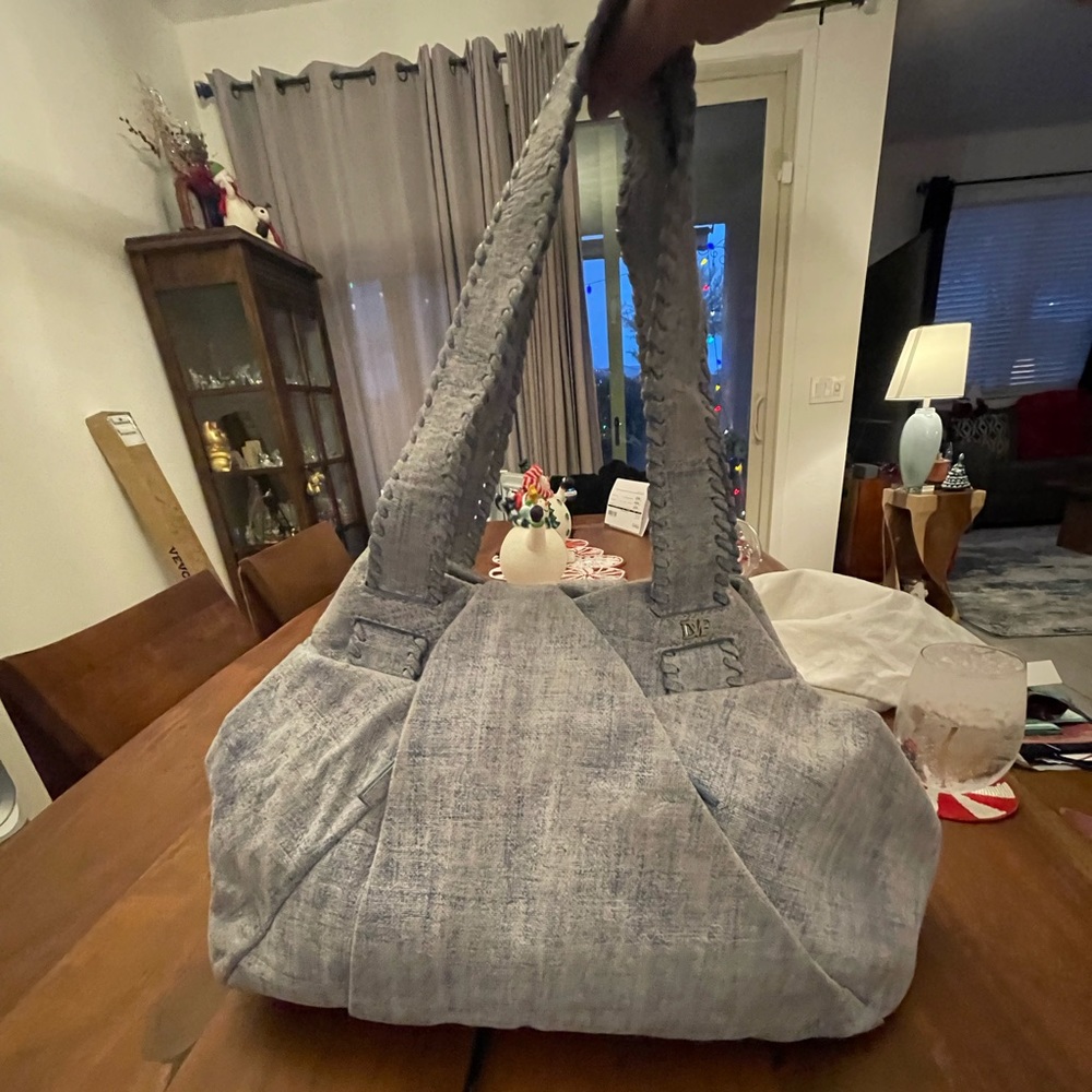 Diane Von Furstenburg Marisa. Made of lux lamb leather. Gorgeous, gently loved.